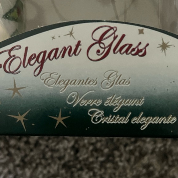 Krebs Elegant Glass Christmas Ornaments 2 Boxes of 4 Ornaments Each - Picture 3 of 4